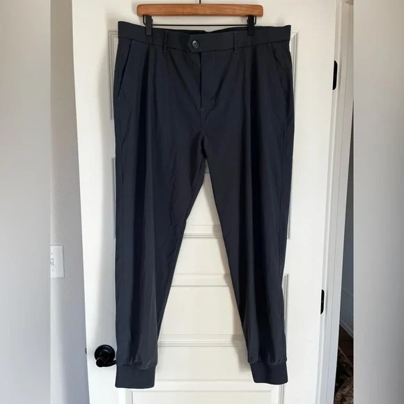 Greyson Montauk Performance Jogger - Picture 5 of 9